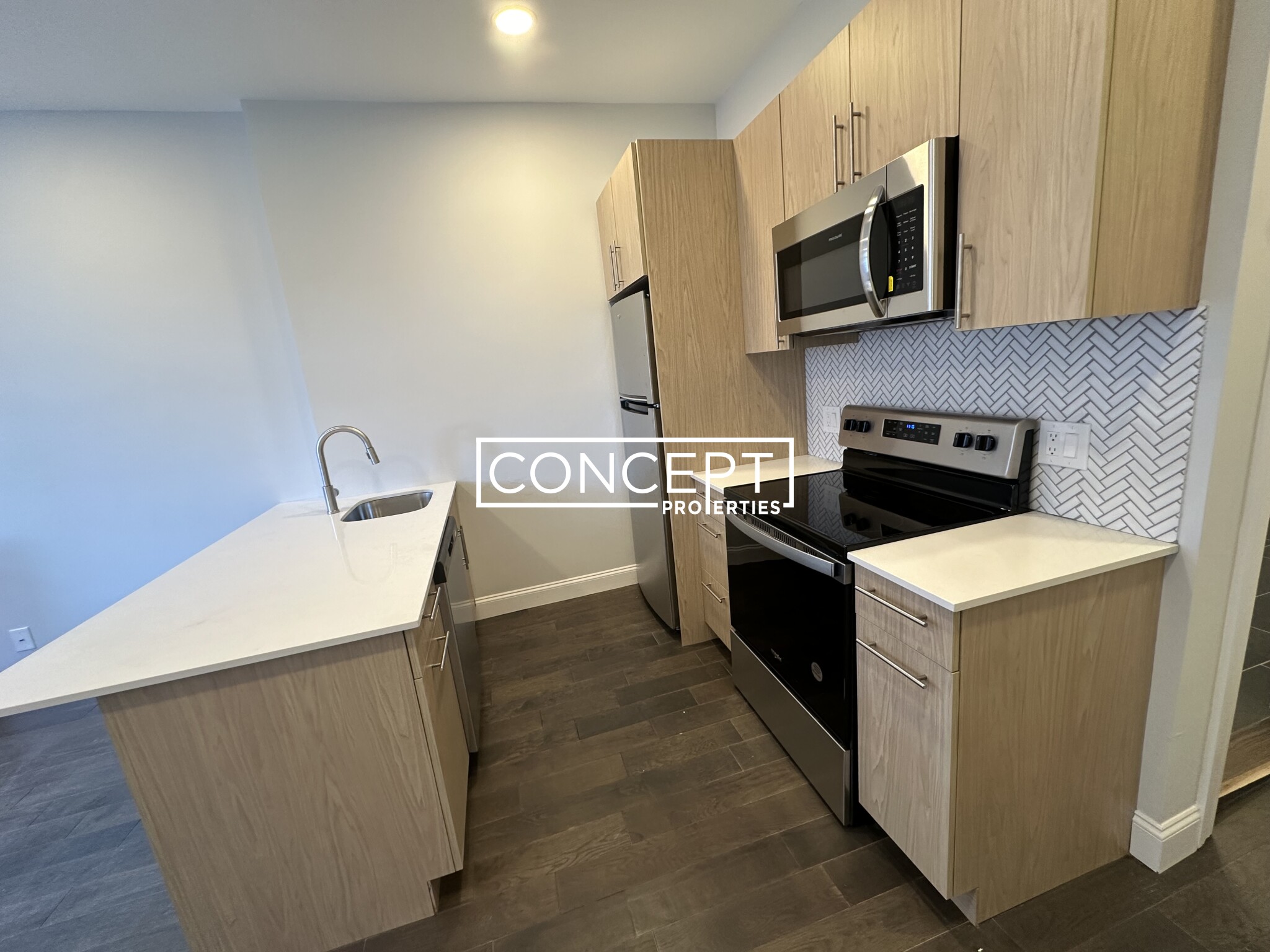 51 Queensberry St, Fenway