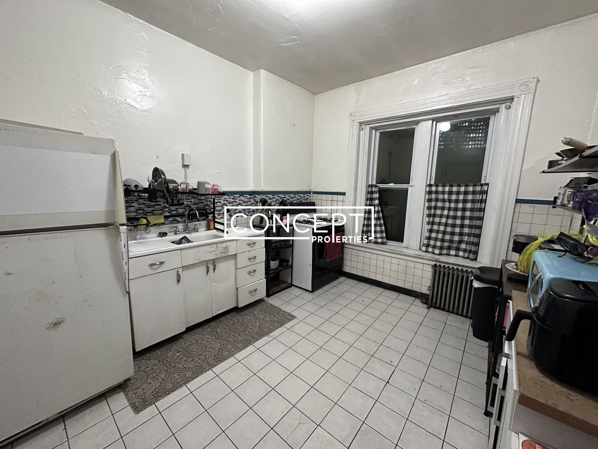 73 Westland Ave, Fenway