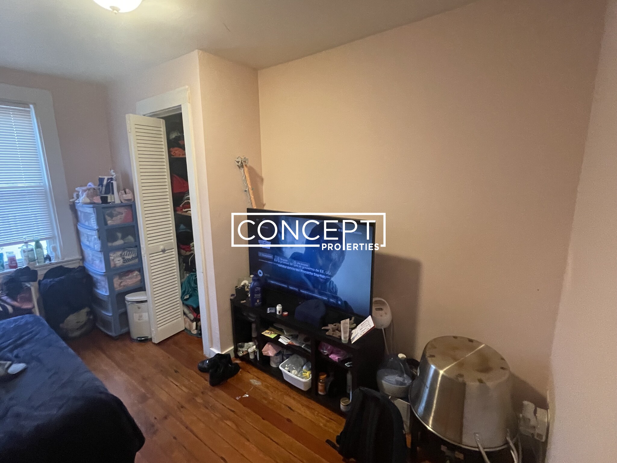 17 Stratton Ter, Banks Square