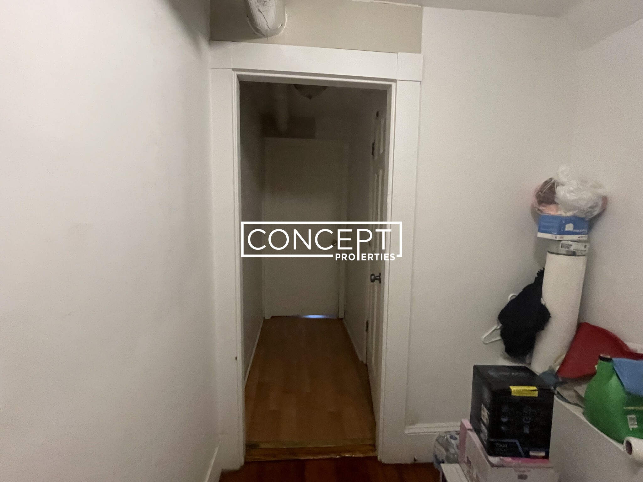 17 Stratton Ter, Banks Square