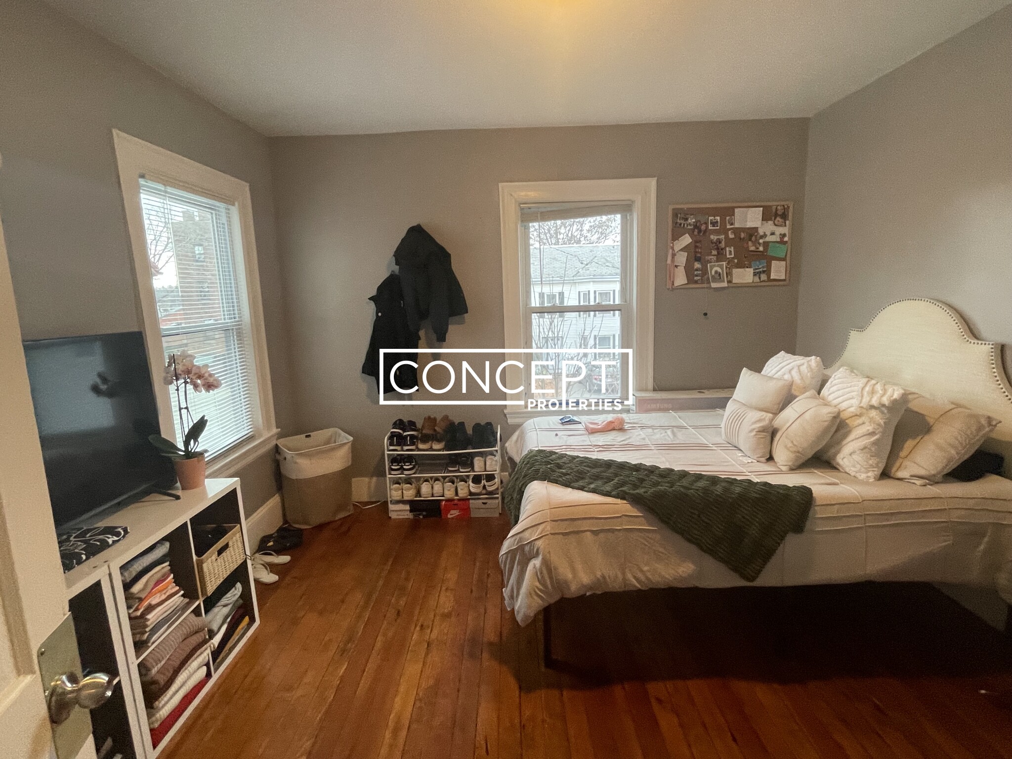 17 Stratton Ter, Banks Square