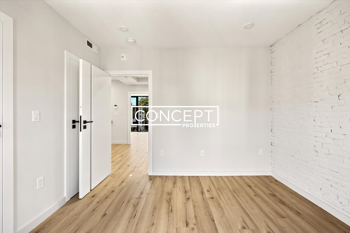 141 N St, South Boston