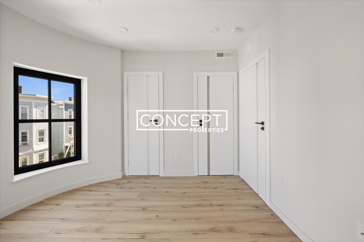 141 N St, South Boston