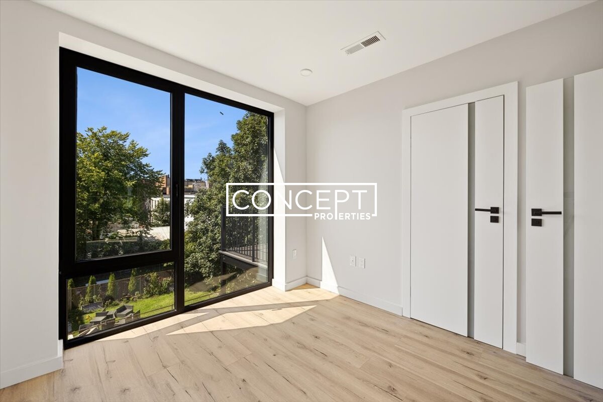 141 N St, South Boston