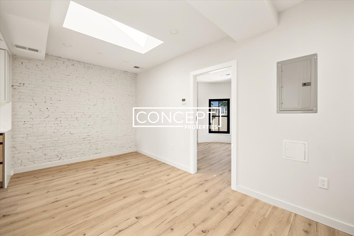 141 N St, South Boston