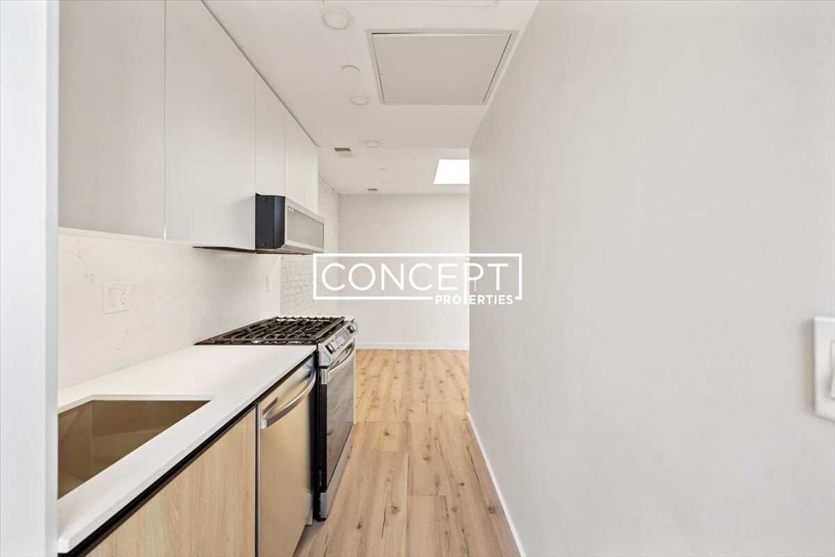 141 N St, South Boston