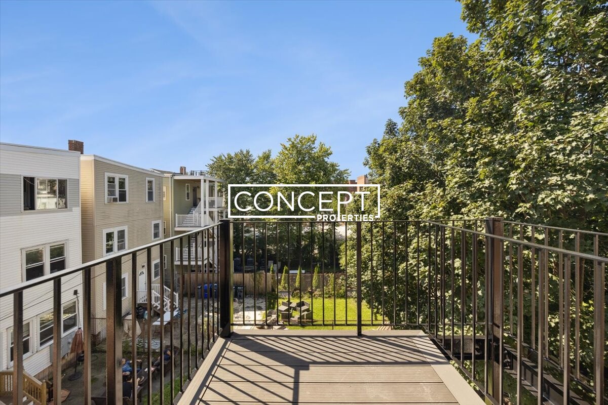 141 N St, South Boston