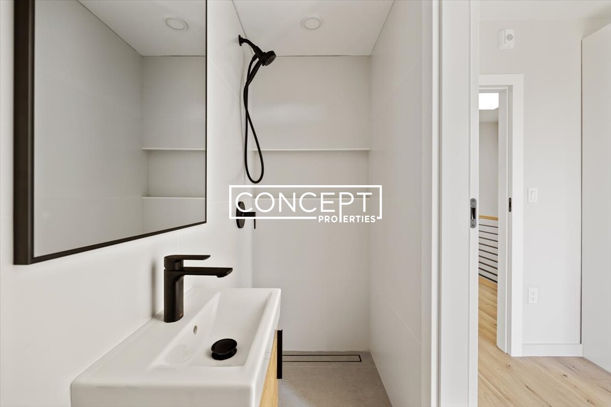 141 N St, South Boston