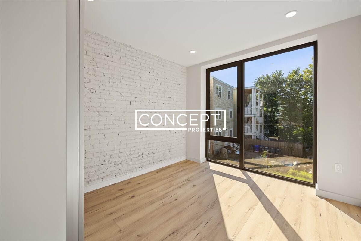 141 N St, South Boston