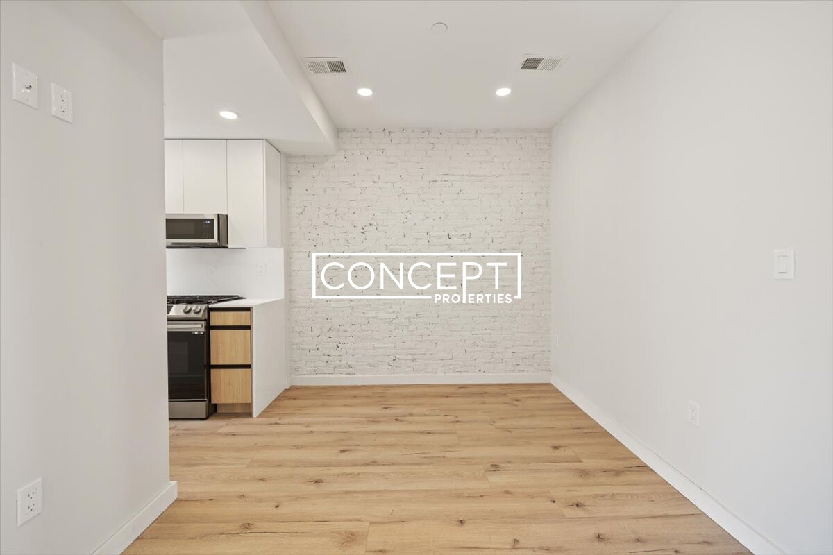 141 N St, South Boston