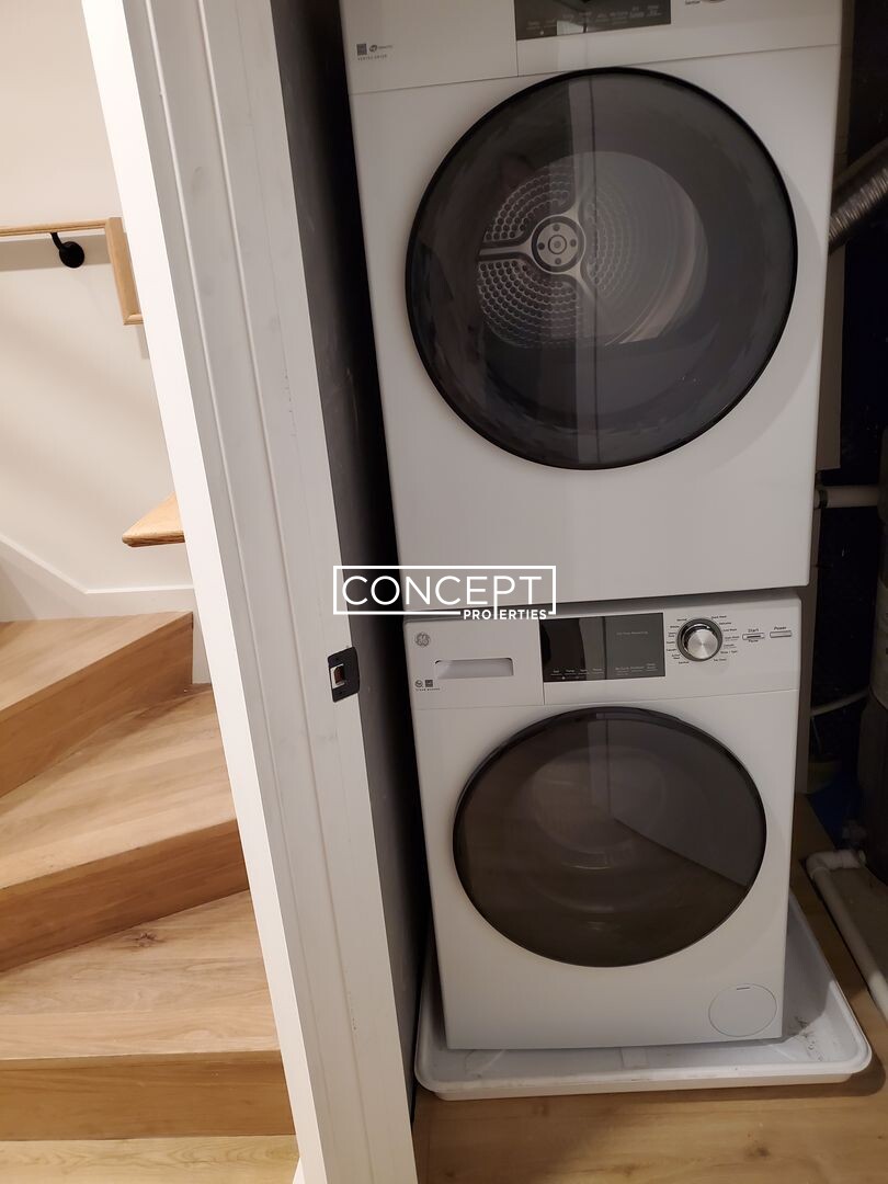 6 National, South Boston