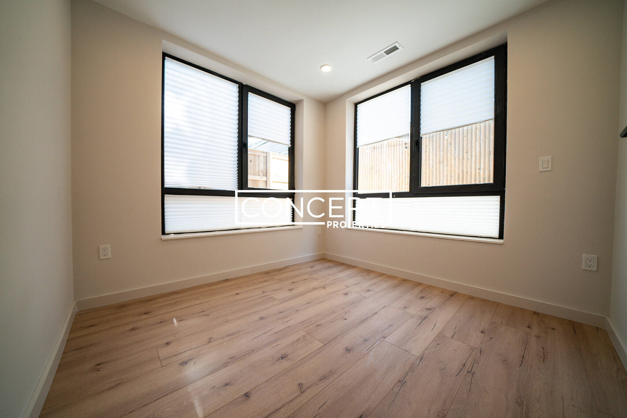 6 National, South Boston