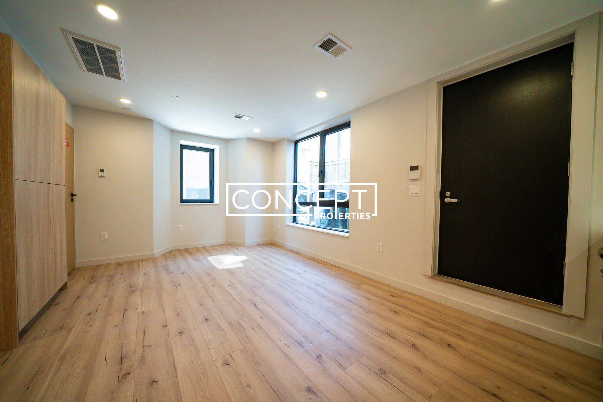 6 National, South Boston