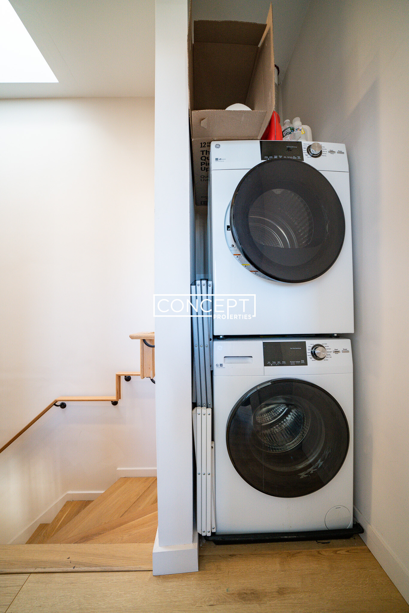 157 West 9th St, South Boston