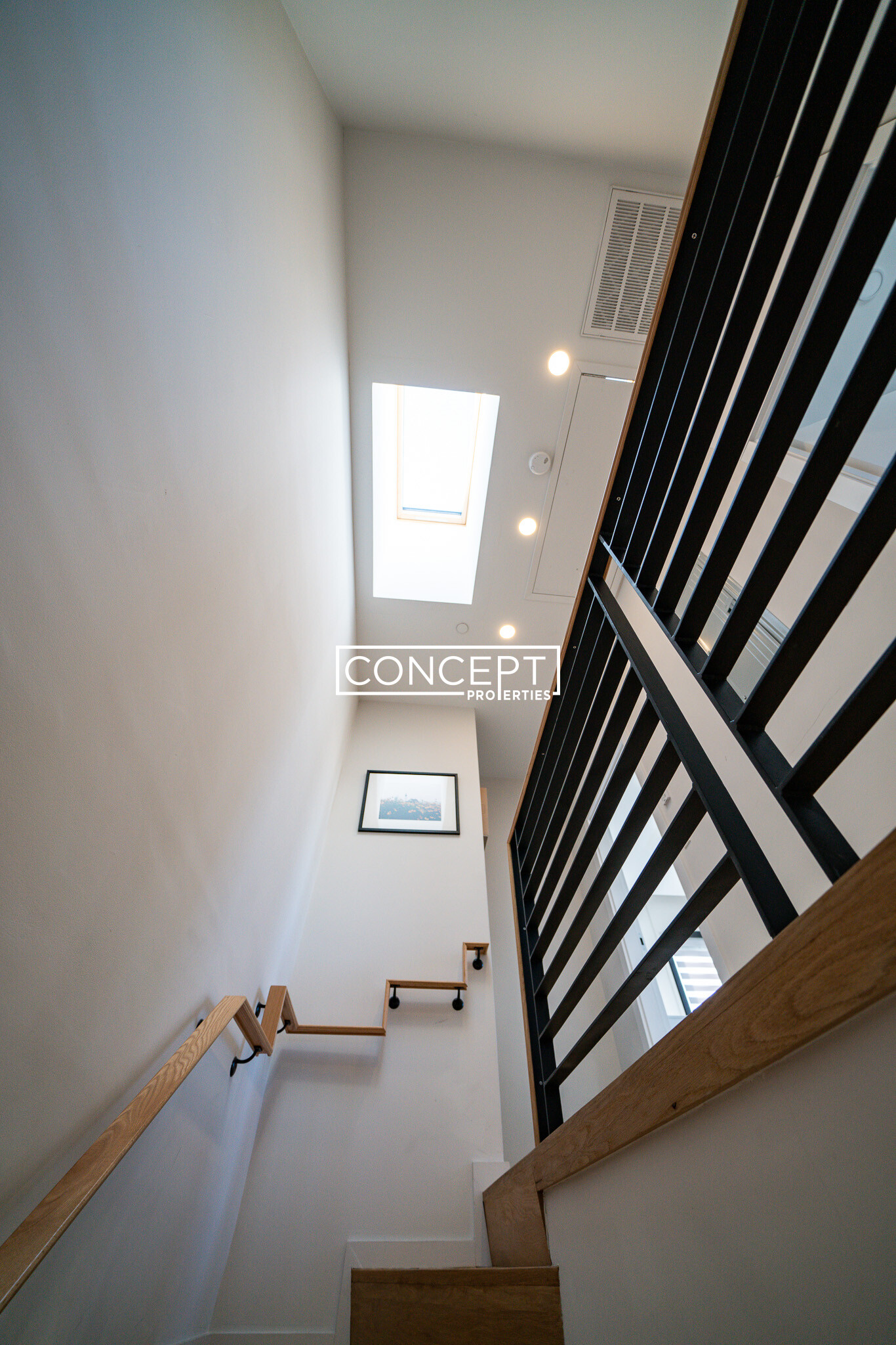 157 West 9th St, South Boston