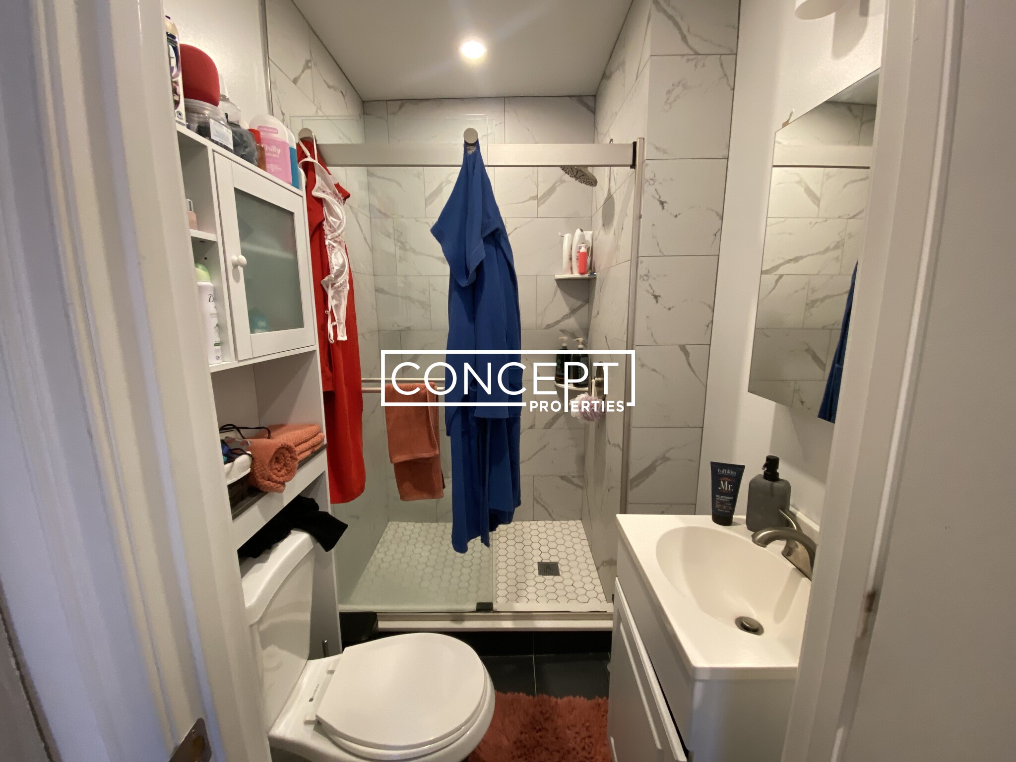 225 Newbury St, Back Bay