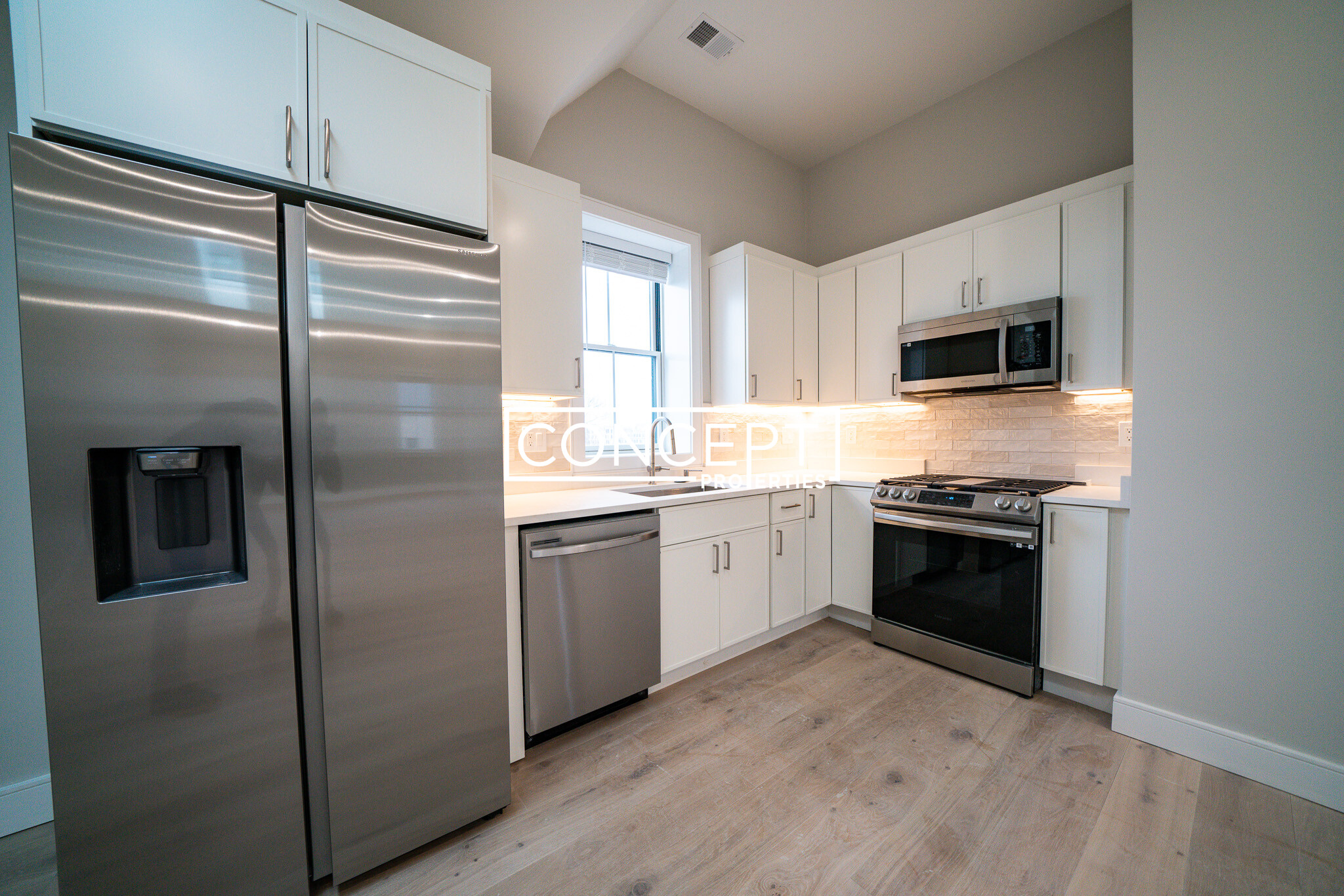 9 Everett St, Allston