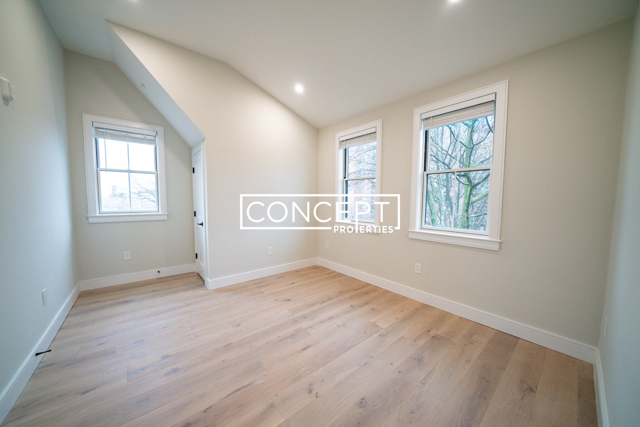 9 Everett St, Allston