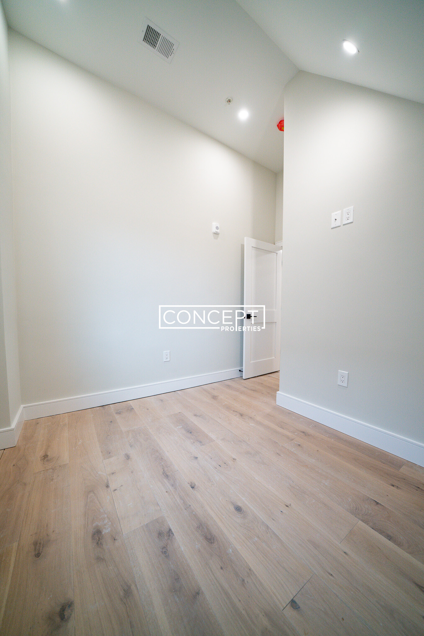 9 Everett St, Allston