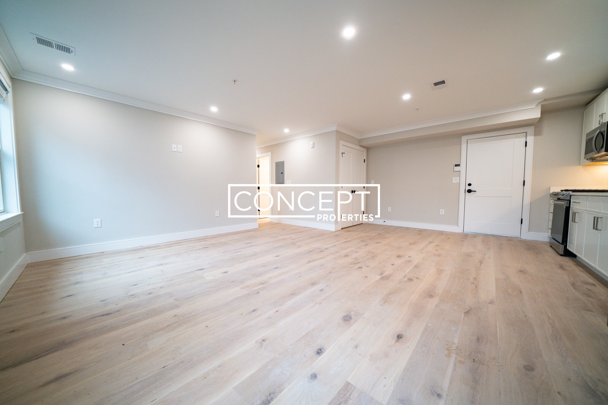 9 Everett St, Allston