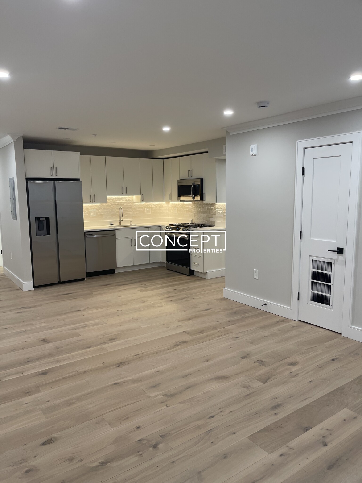 9 Everett St, Allston