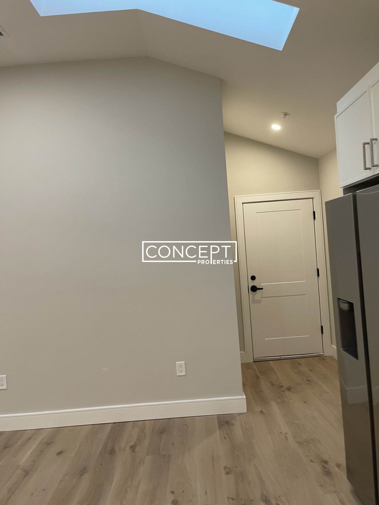 9 Everett St, Allston