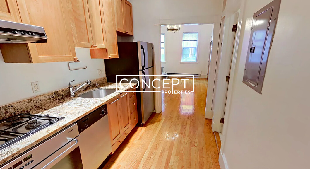 88 West Cedar St, Beacon Hill