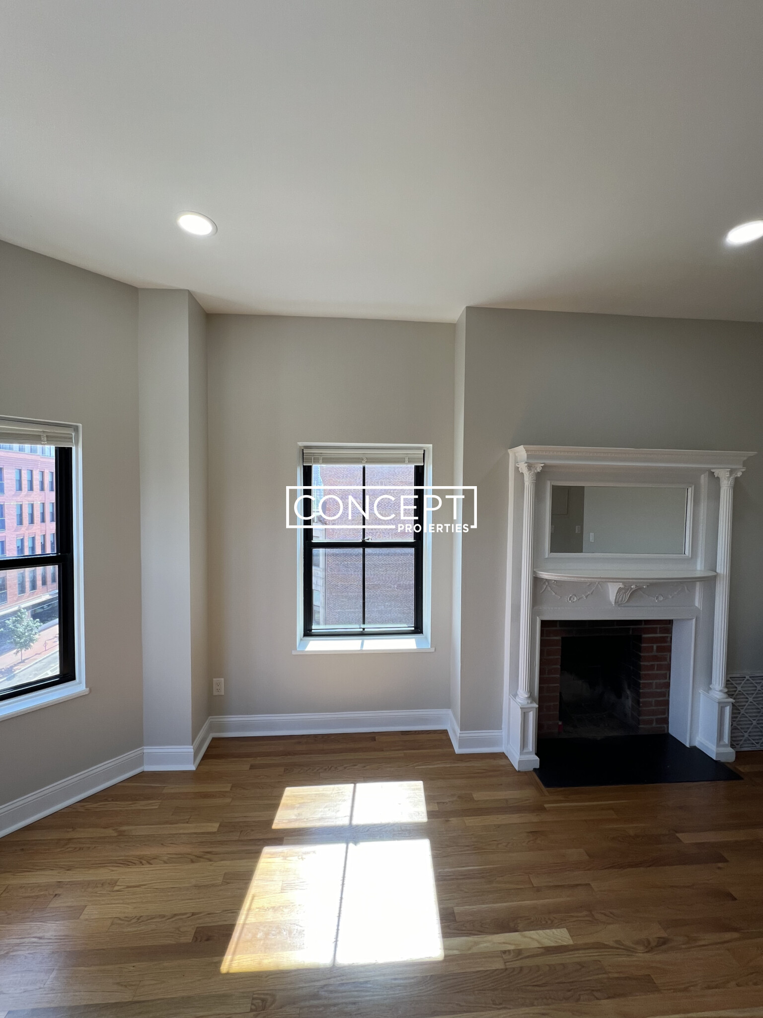 557 Columbus Ave, South End