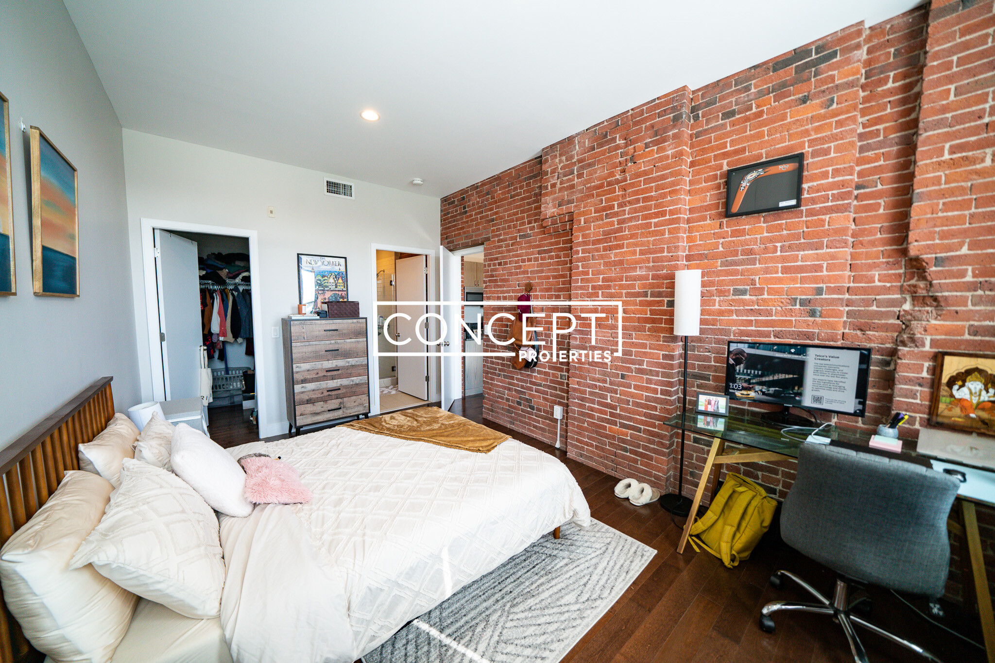 460 Harrison Ave, South End