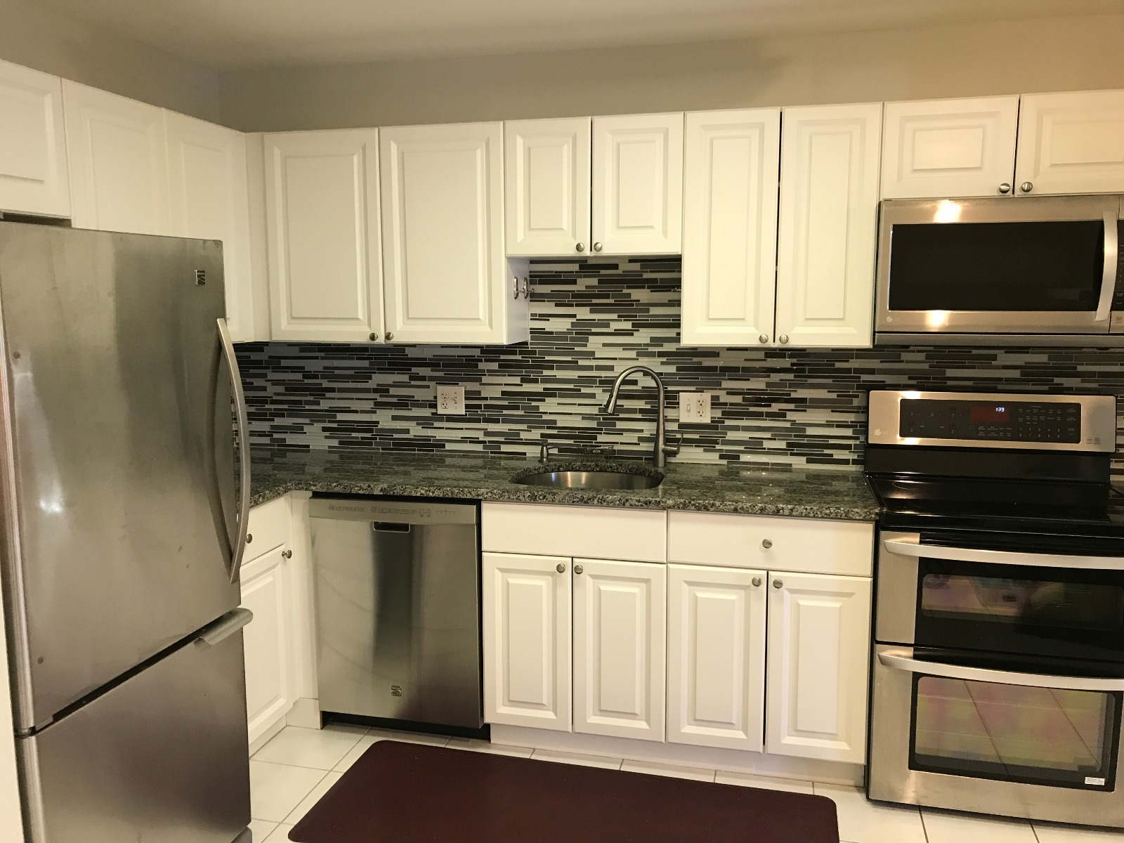 2 bed, 2 bath apartment for rent at 60 Glen Rd Unit T12, Brookline Hills — photo 2 of 12
