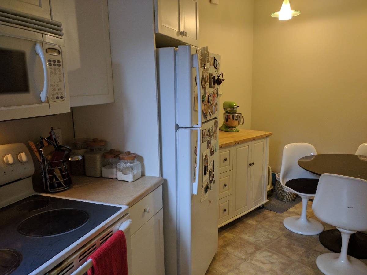 2 bed, 1 bath apartment for rent at 9 Claflin Rd Unit 2, Brookline — photo 6 of 11