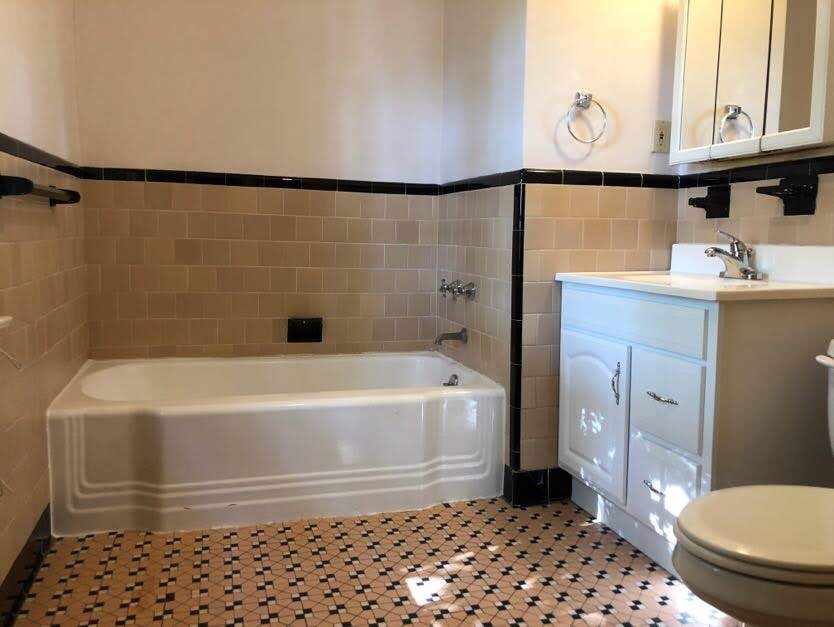 4 bed, 2 bath apartment for rent at 72 Summit Ave Unit -, Coolidge Corner — photo 9 of 24
