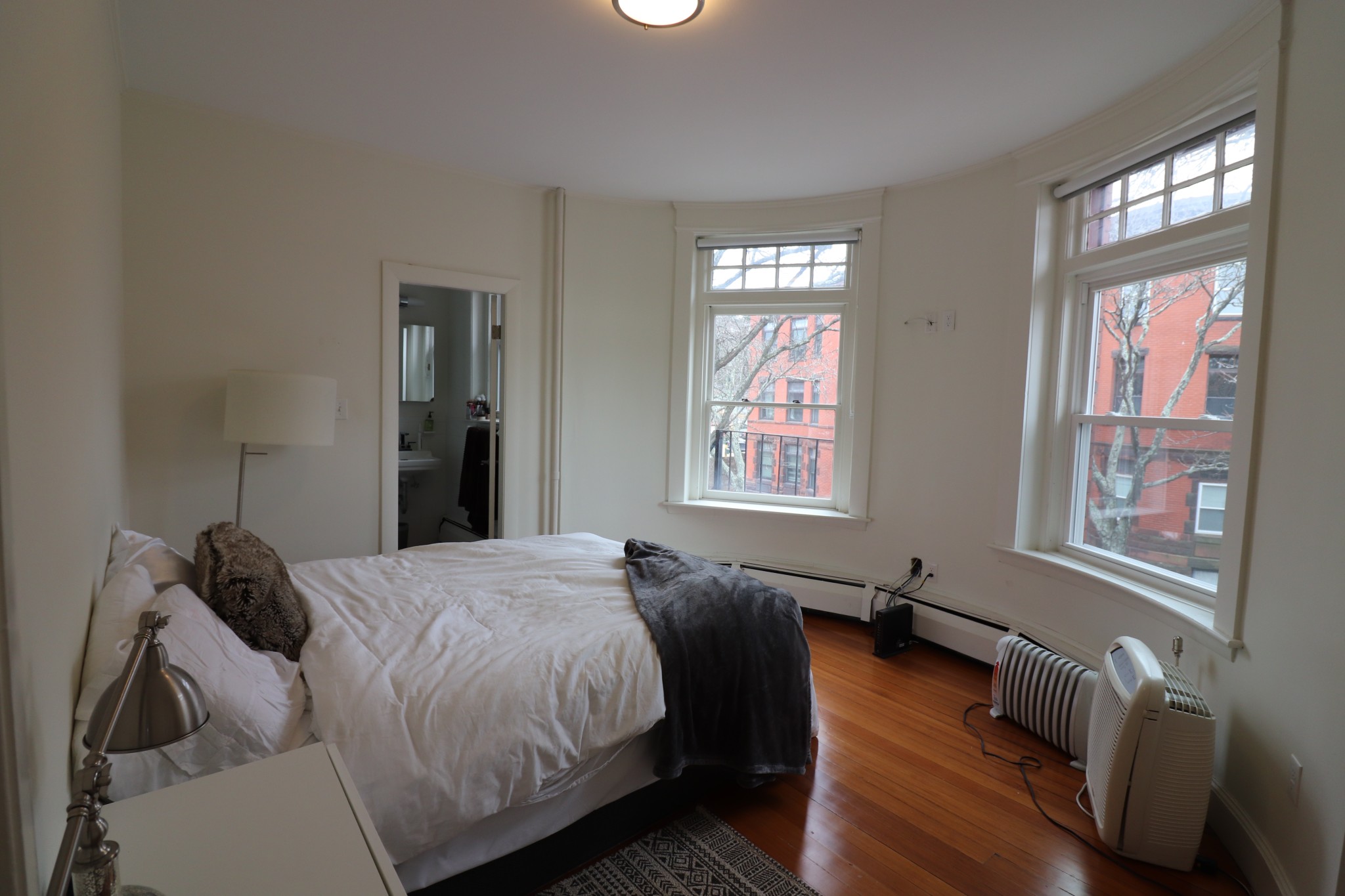 1871 Beacon St, Washington Square