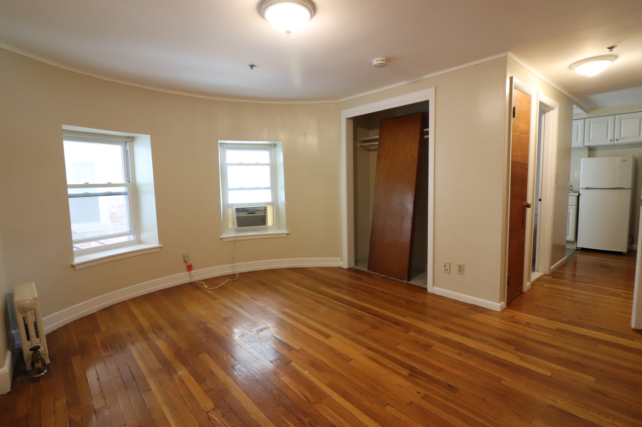 1477 Beacon St, Coolidge Corner