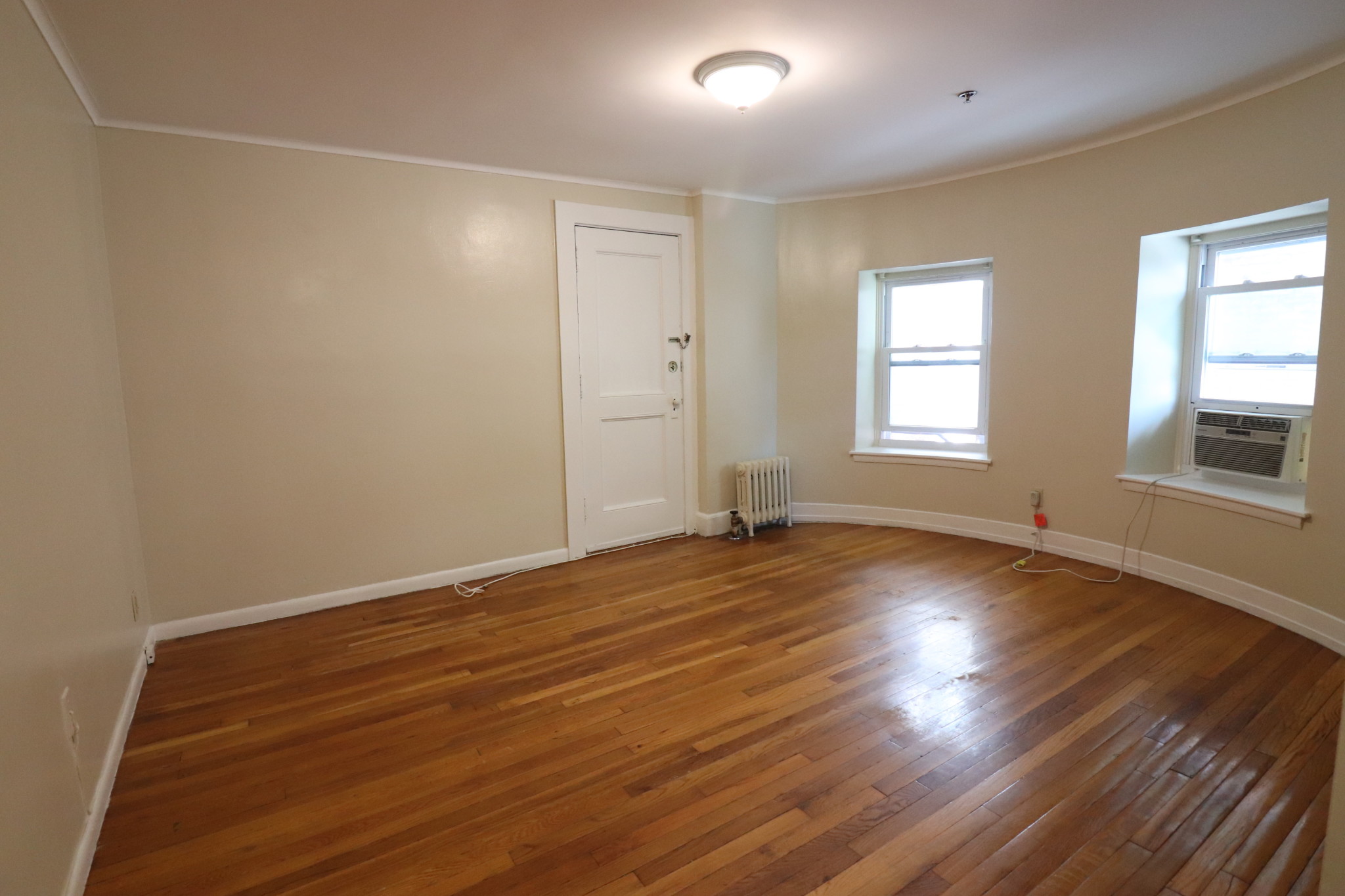 1477 Beacon St, Coolidge Corner