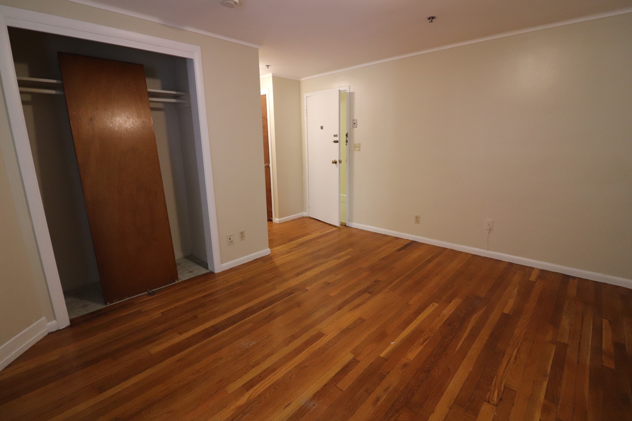 1477 Beacon St, Coolidge Corner