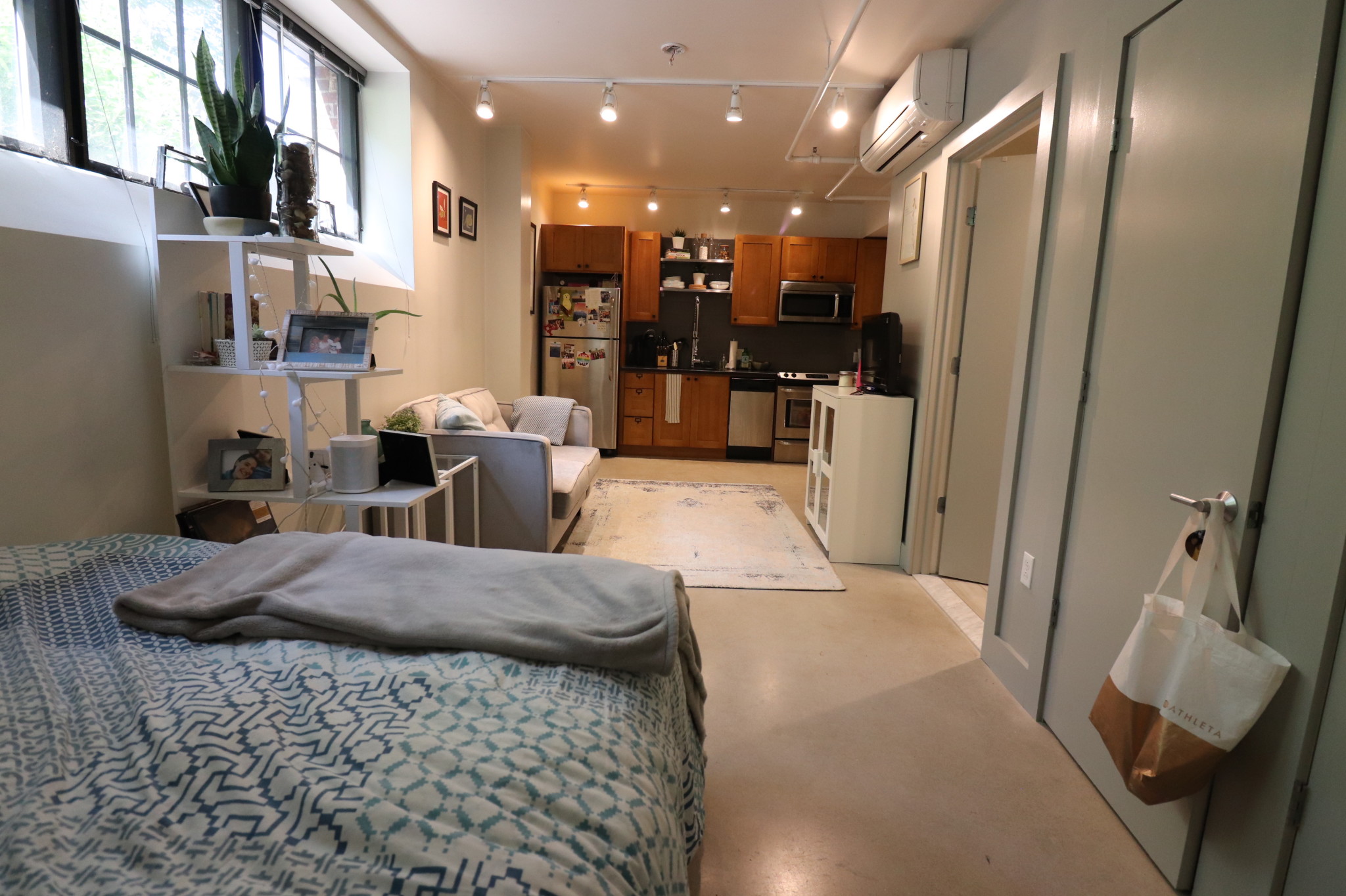 20 Sunnyside St, Jamaica Plain