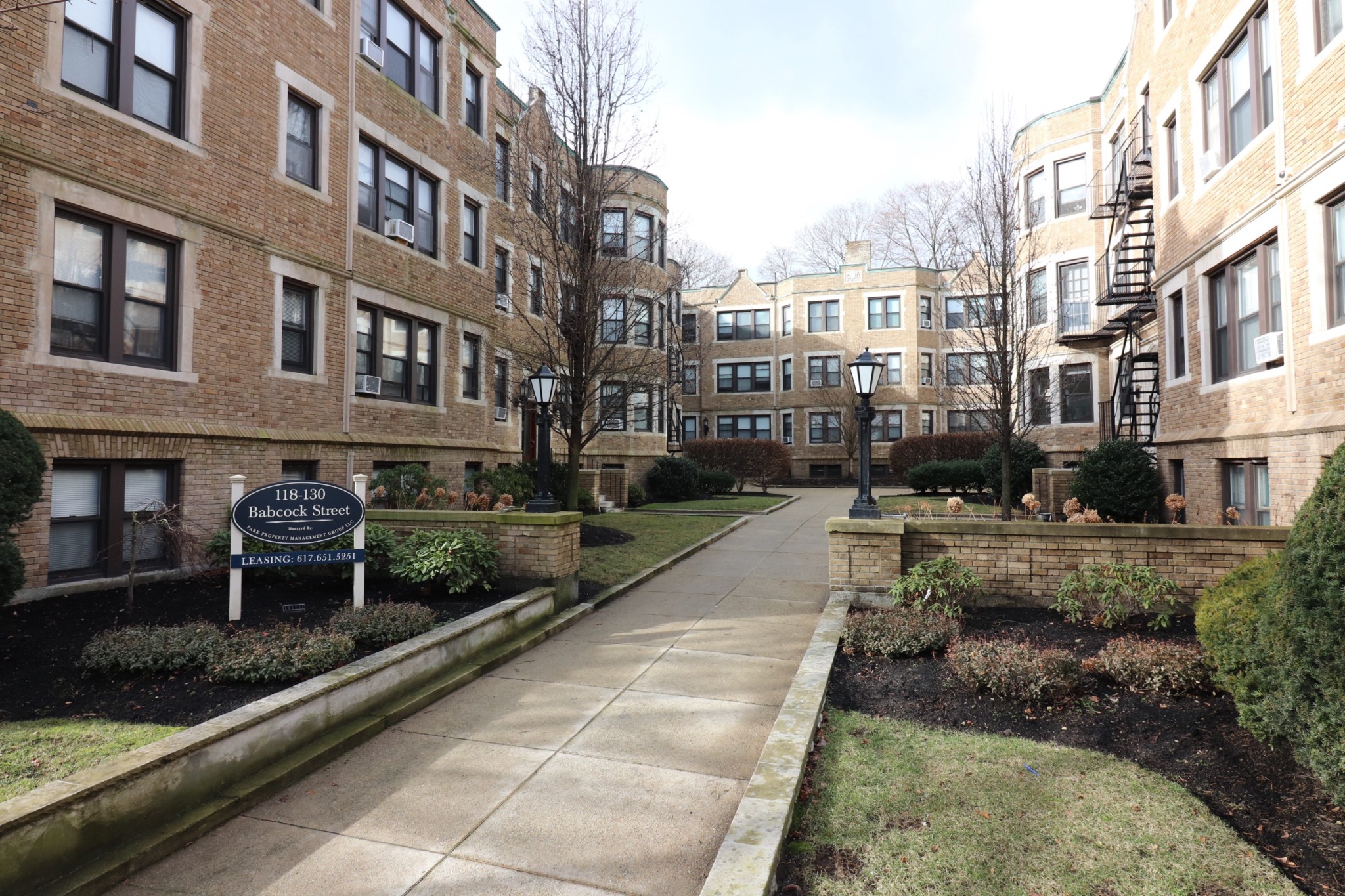 Studio bed, 1 bath apartment for rent at 126 Babcock St Unit 7A, Coolidge Corner — photo 2 of 5