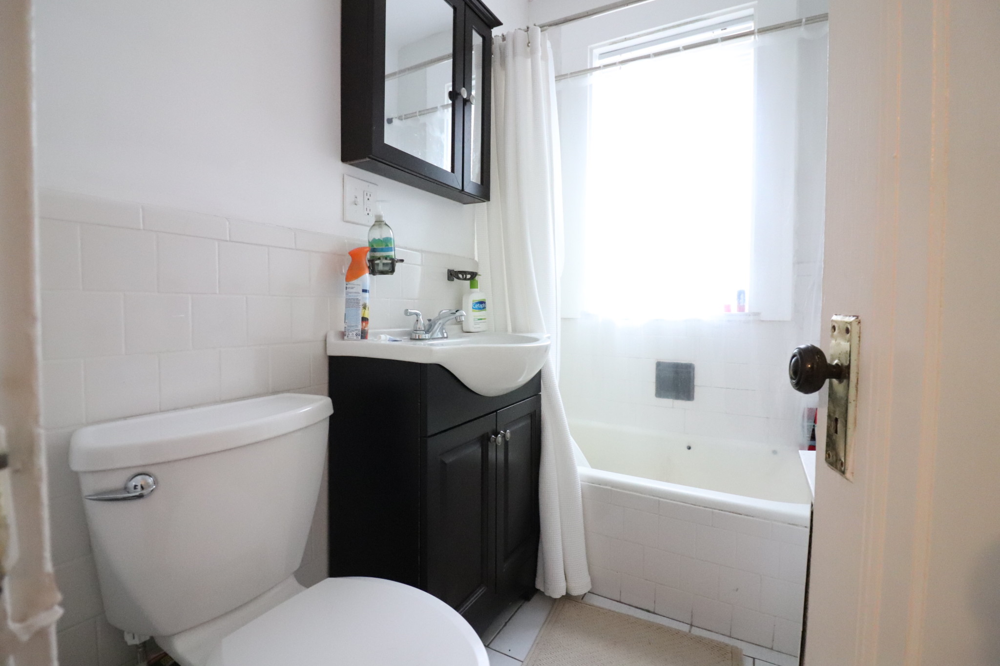 2003 Commonwealth Ave, Brighton