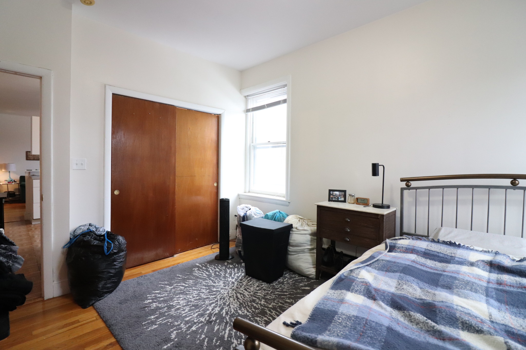 199 Winthrop Rd, Washington Square