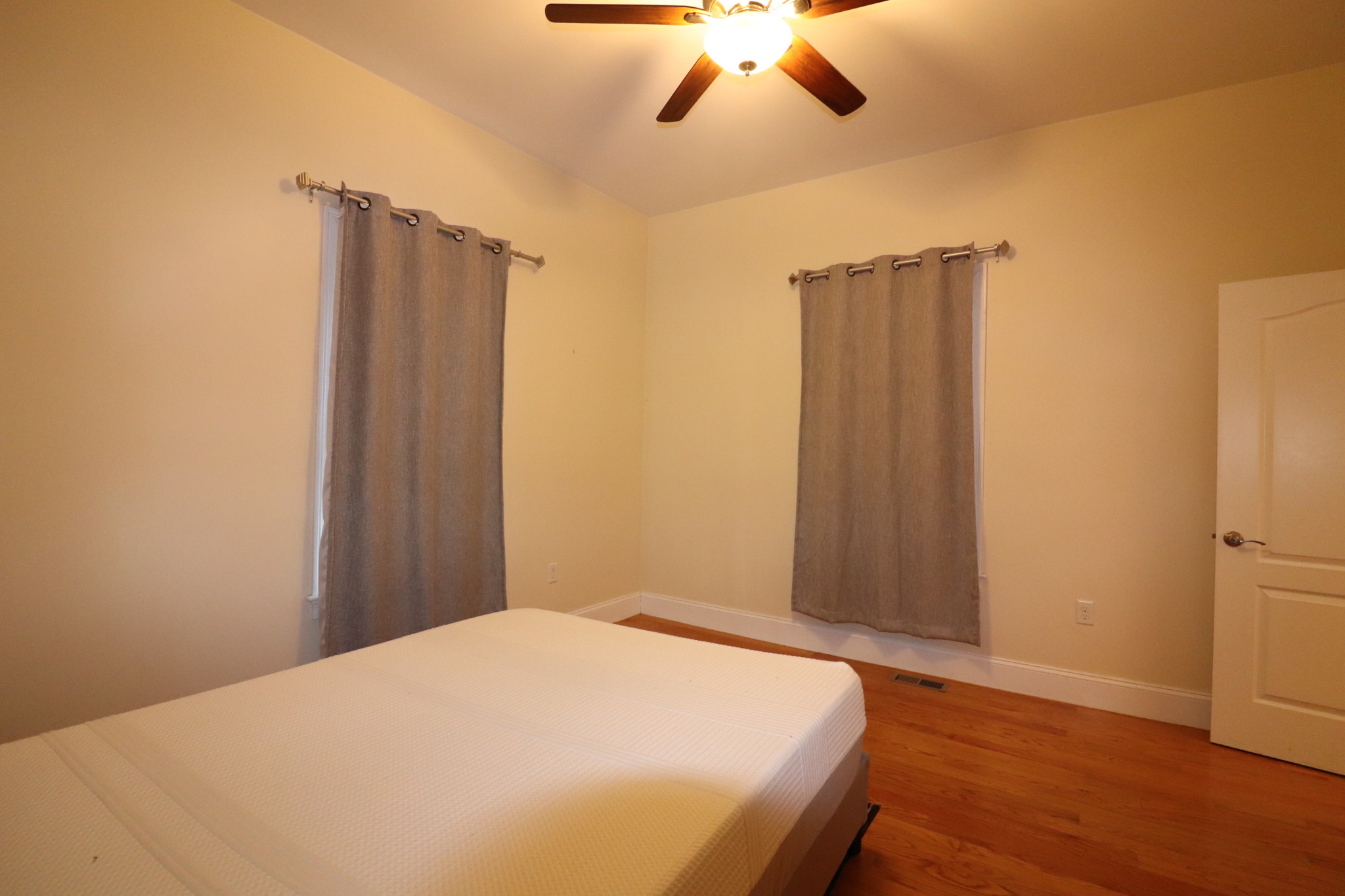 926 Dorchester Ave, Dorchester