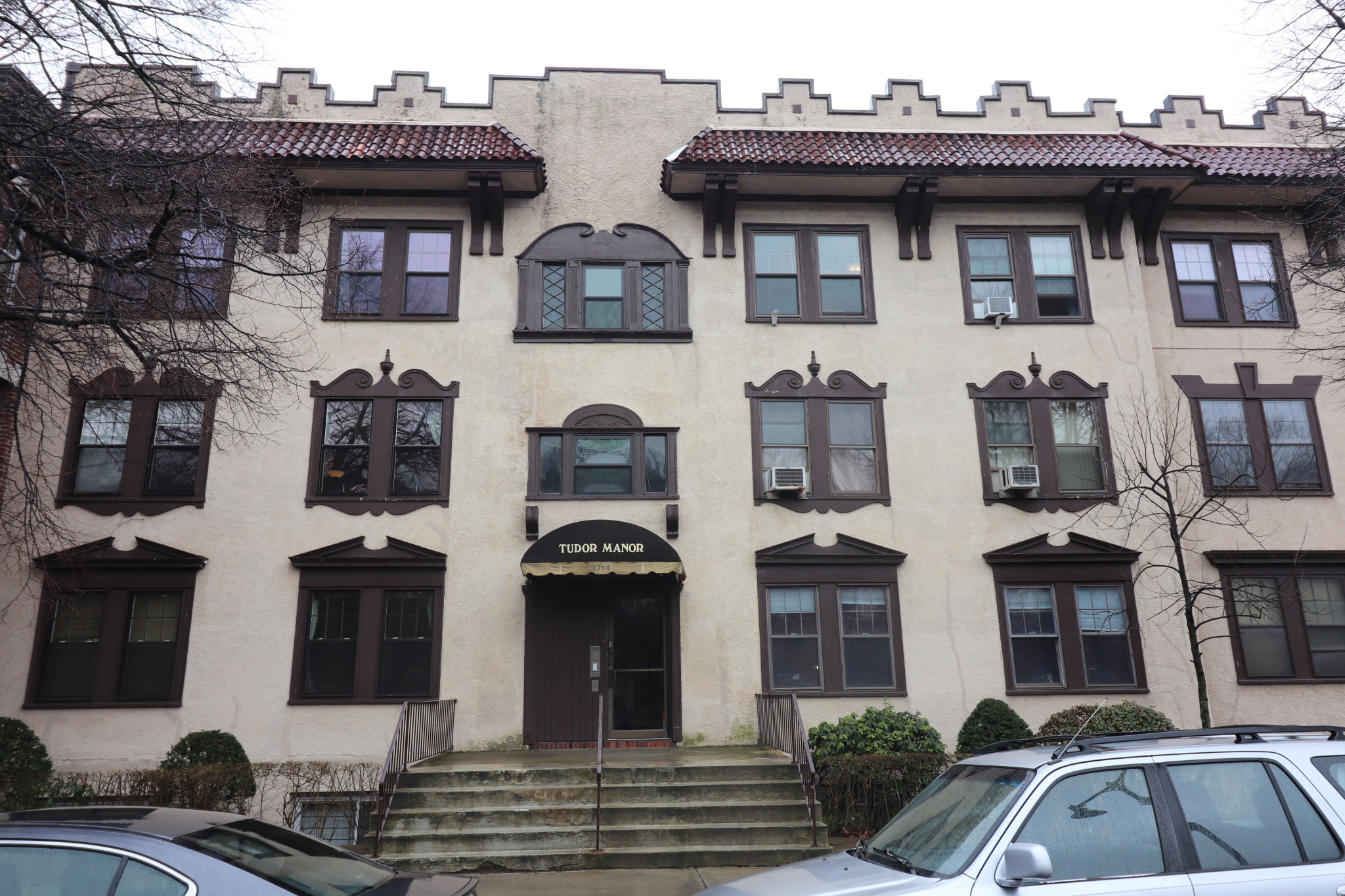 1714 Commonwealth Ave, Brighton