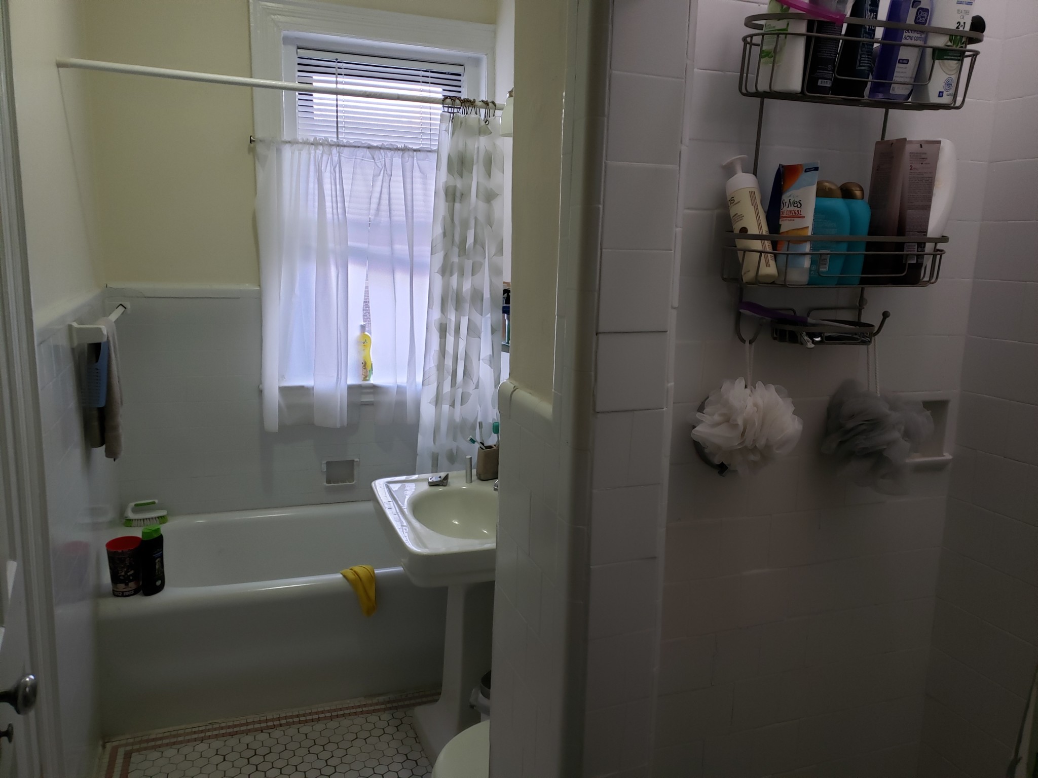 2 bed, 1 bath apartment for rent at 32 Park St Unit 6, Brookline — photo 11 of 13