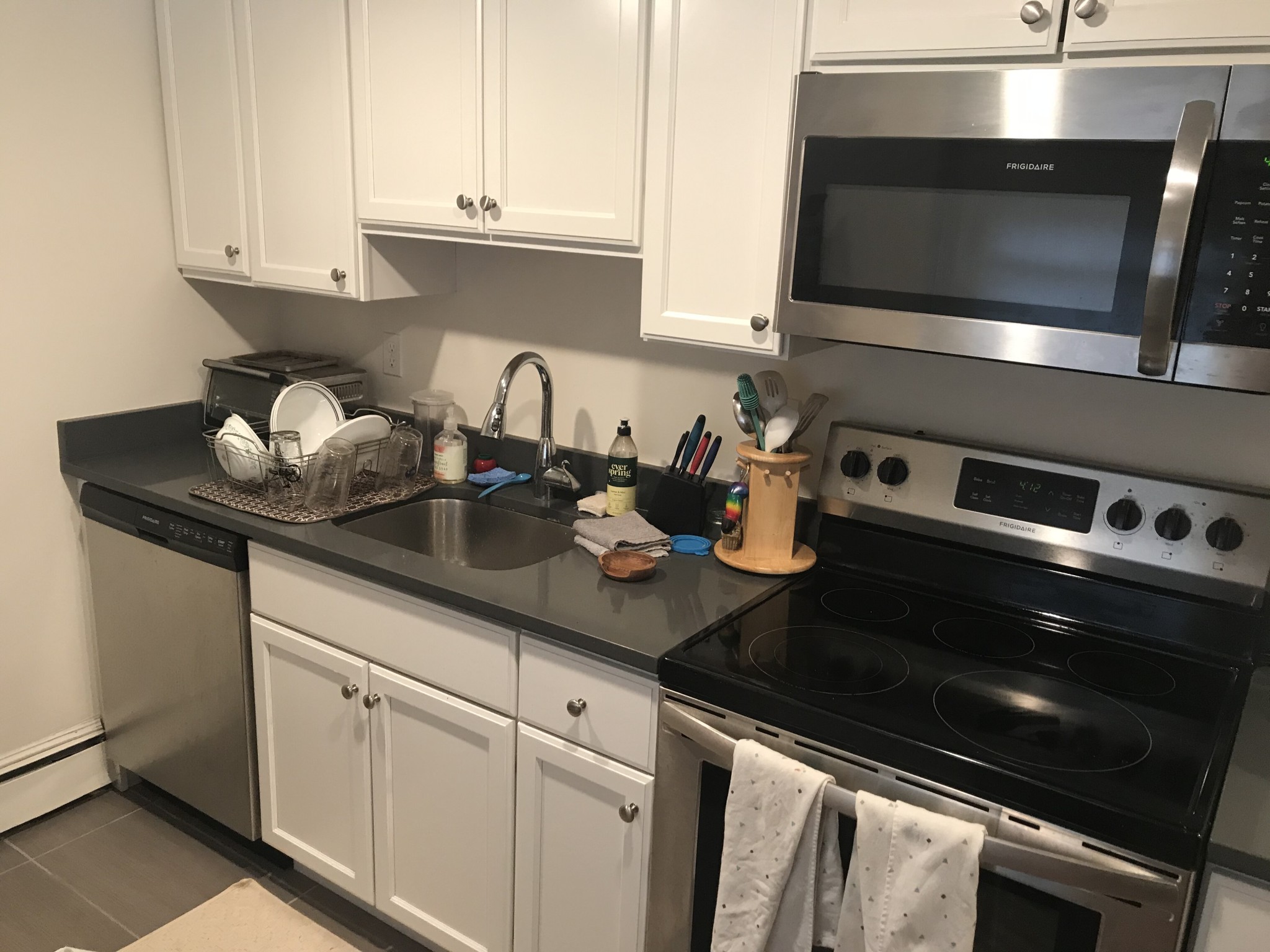 1 bed, 1 bath apartment for rent at 1871 Beacon St Unit 2, Washington Square — photo 1 of 20