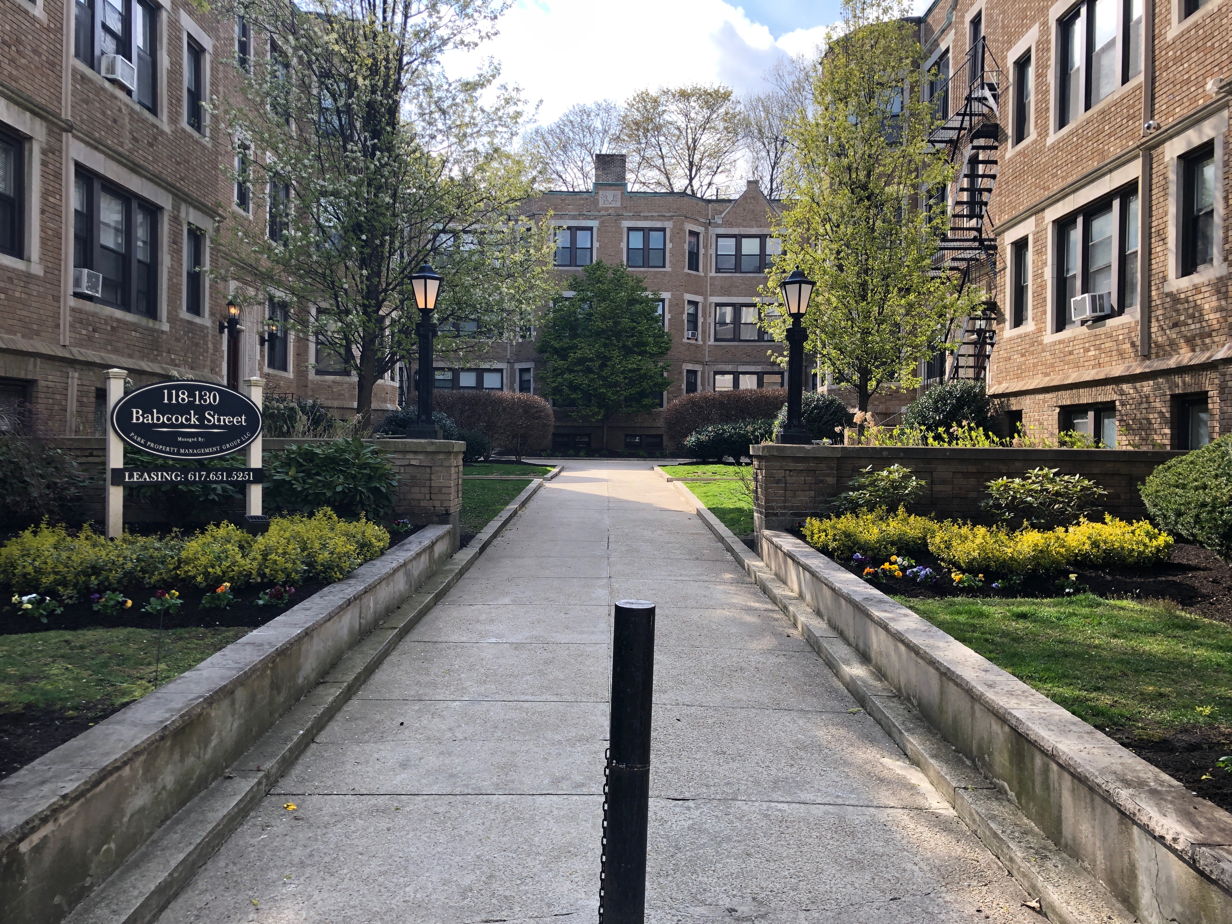 Studio bed, 1 bath apartment for rent at 126 Babcock St Unit 7A, Coolidge Corner — photo 1 of 5