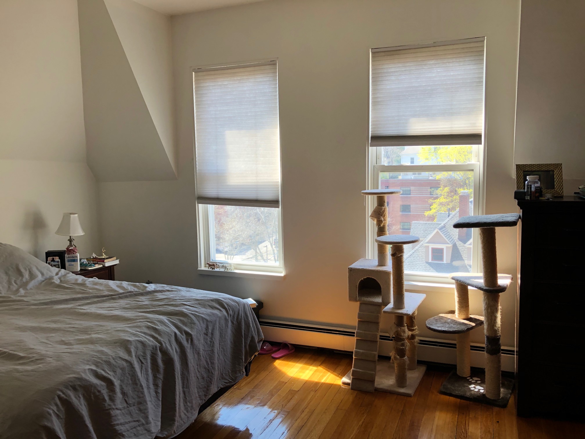 1575 Beacon St, Washington Square