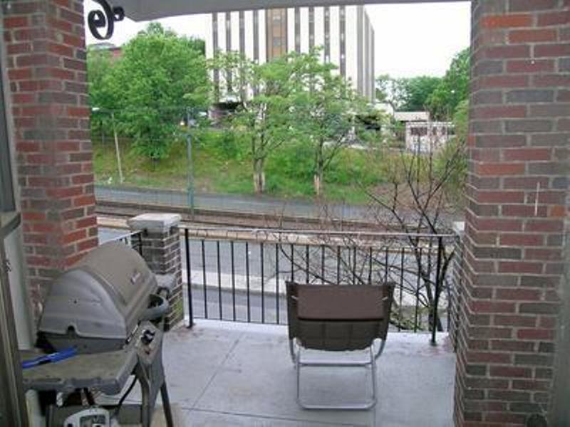 1474 Commonwealth Ave, Allston