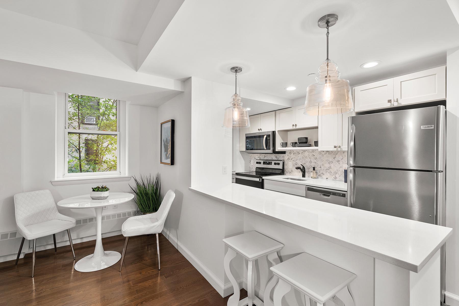 1080 Beacon St, Longwood