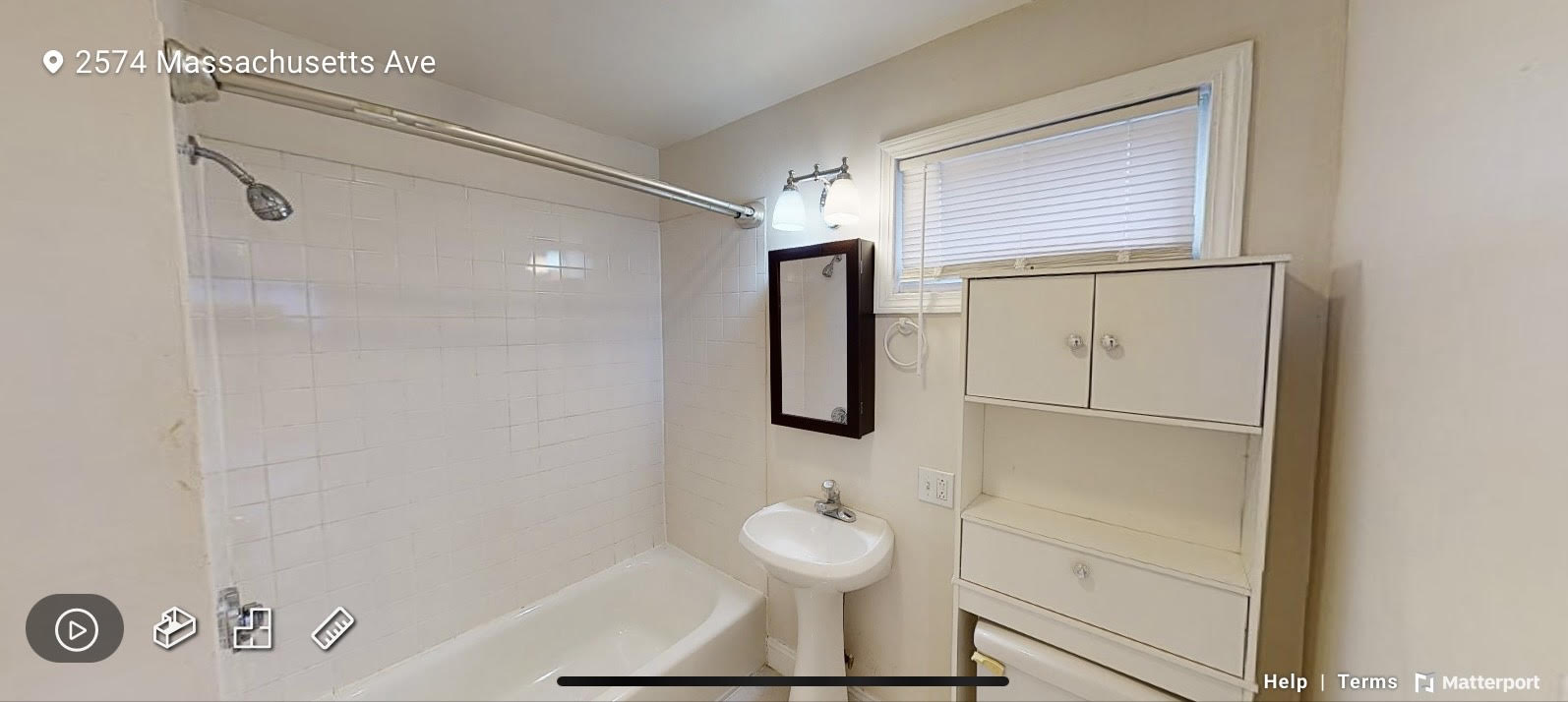 2574 Massachusetts Ave, North Cambridge