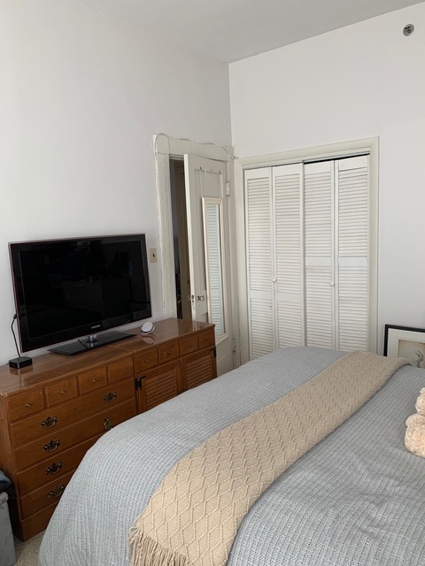 1477 Beacon St, Washington Square